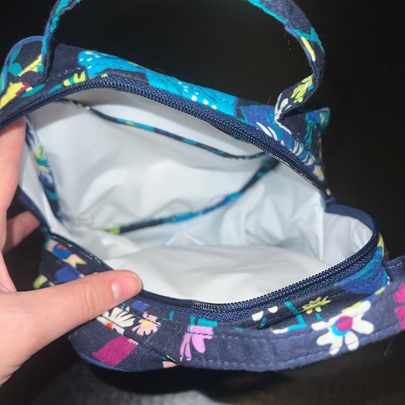 Vera Bradley Blue & Yellow Floral Print Quilted Cotton Lunch Tote - Picture 4 of 6